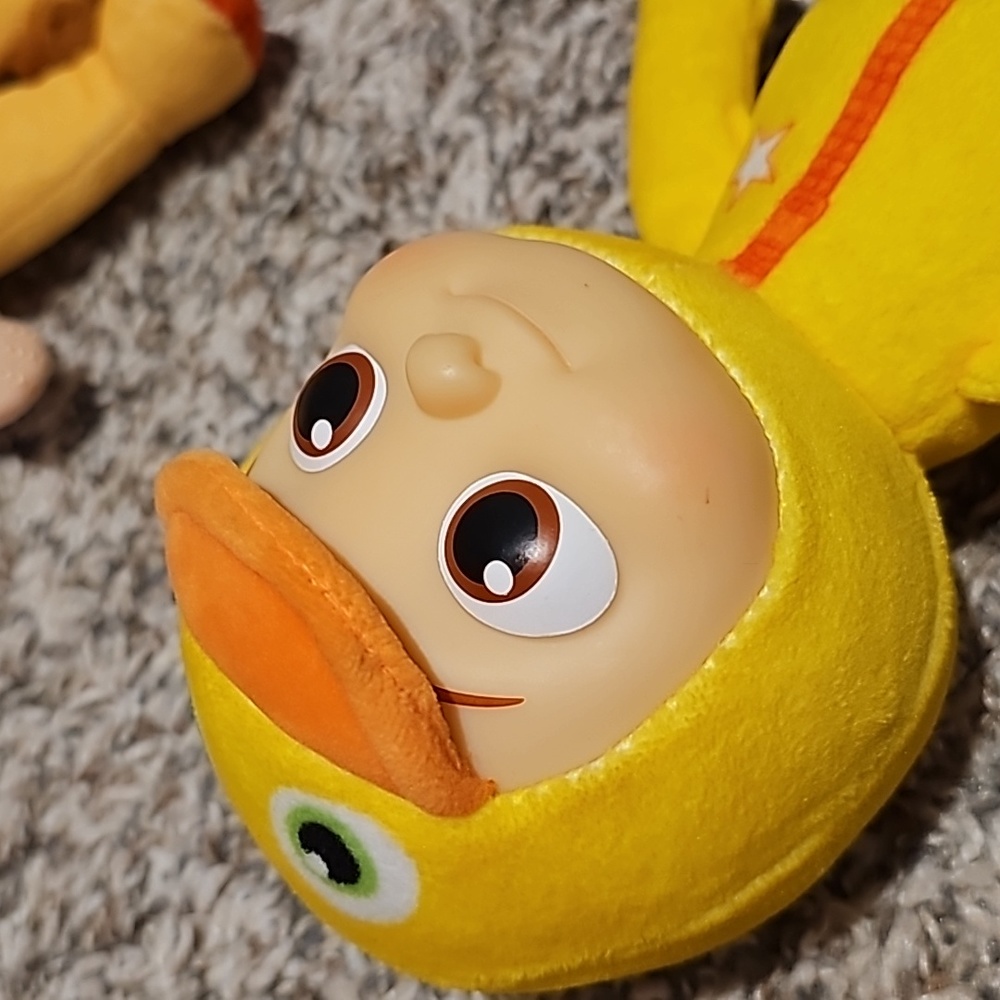 Cocomelon Baby JJ duckie and lion plushes 8 inches - Picture 5 of 5